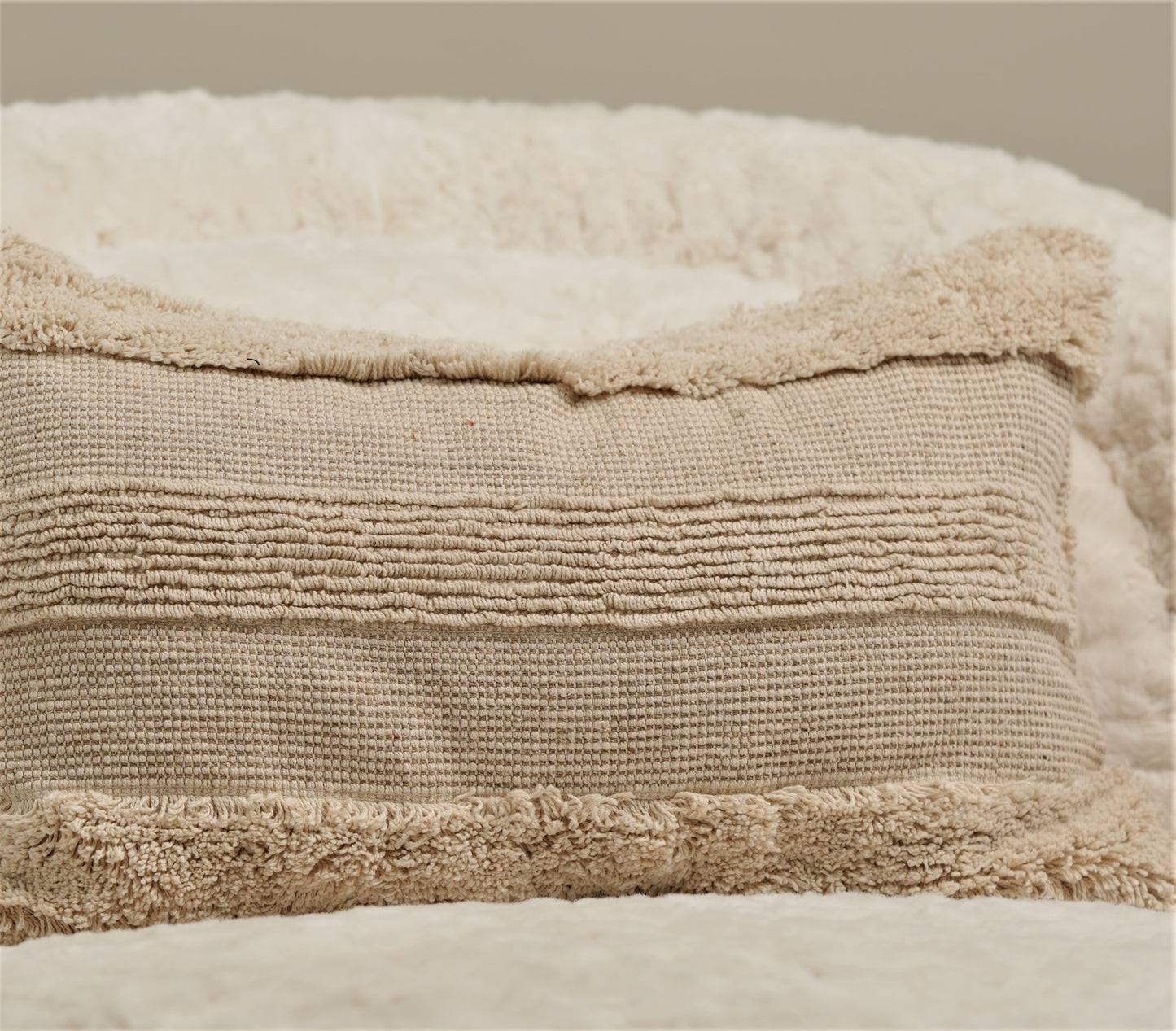 Lumbard Cushion Furry stripes