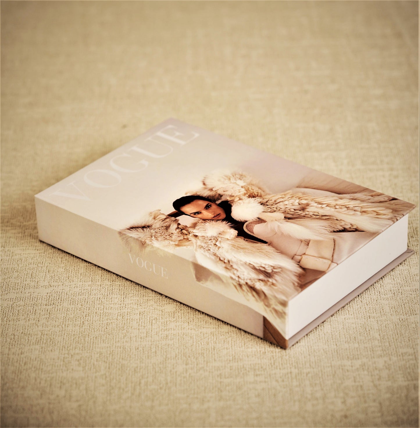 Allie's Vogue-faux accent book