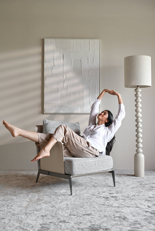 Pe Anillos- Wood Floor Lamp